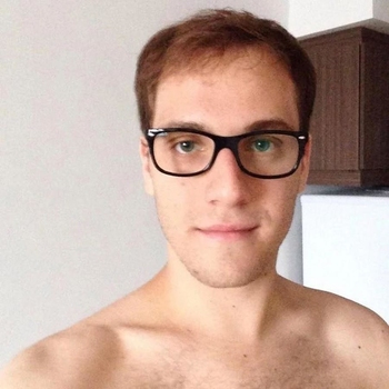 Benader brammetjez gratis in de gaychat en maak contact met deze 30 jarige gay uit de buurt van Veneburen
