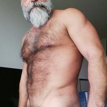 Benader Dream60 gratis in de gaychat en maak contact met deze 62 jarige gay uit de buurt van Enschede